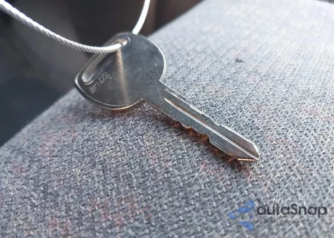 1998 Saturn Sl1 from USA, damaged, VIN 1G8ZH5281WZ225865